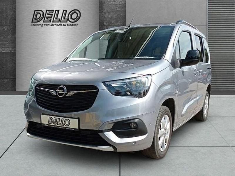 Gebraucht Opel Combo Life Ultimate 131 PS (96 kW) 2023 Kontrast grau/quarz silber Van / Kleinbus