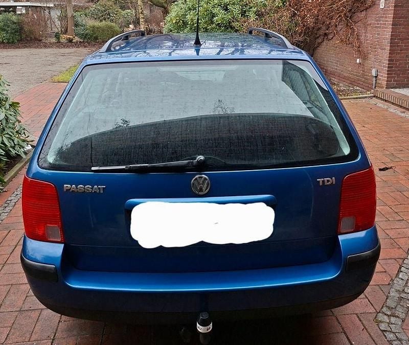 Gebraucht VW Passat Basis 90 PS (66 kW) 1999 Blau Kombi