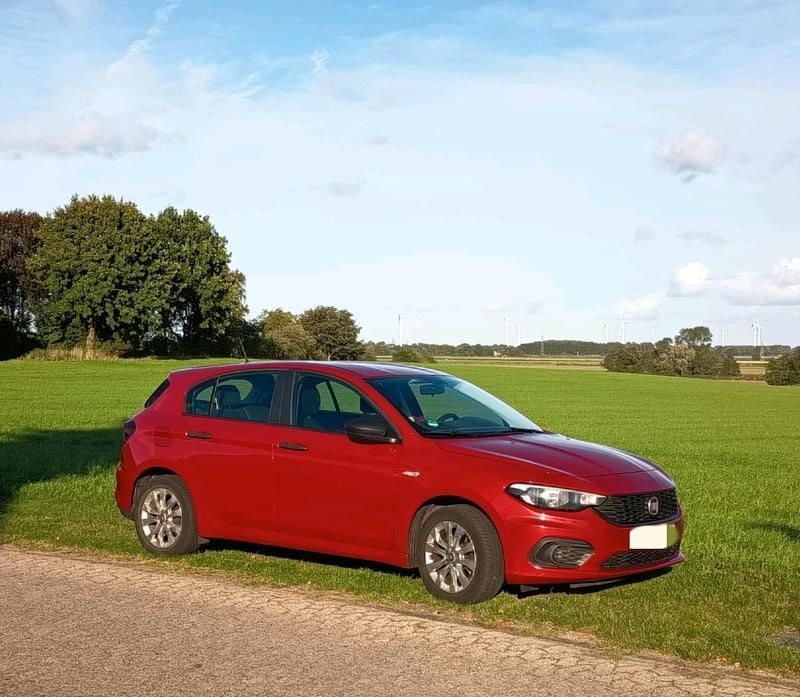Rot Gebraucht 2019 Fiat Tipo Pop Limousine | 7.900 € (Superpreis) - Bild 1/4