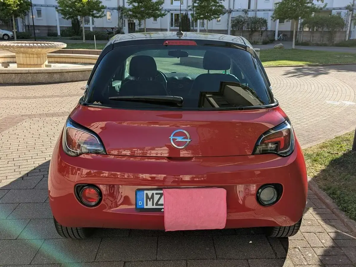 Używany Opel Adam Jam 87 KM (63 kW) 2014 Czerwony Hatchback
