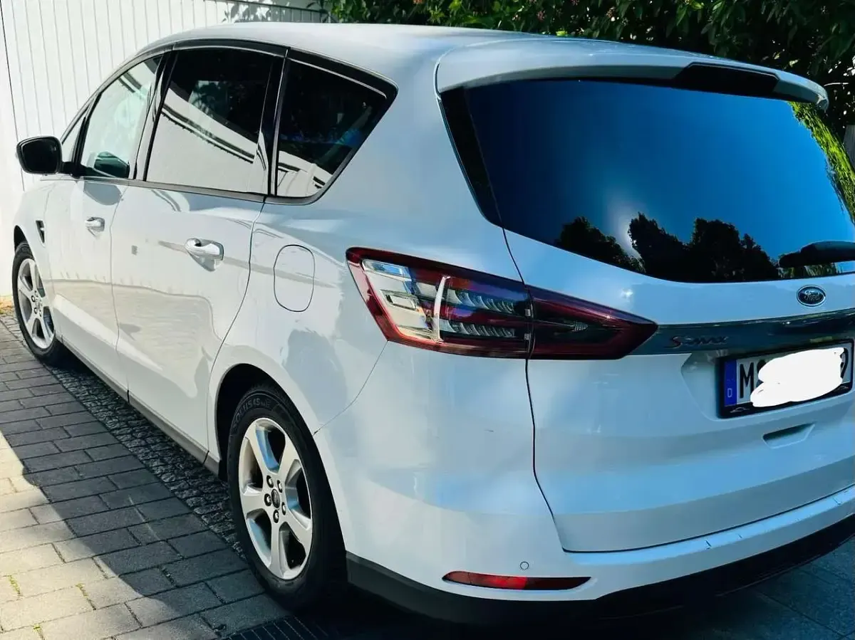 Gebraucht Ford S-MAX S 150 PS (110 kW) 2016 Weiß Van / Kleinbus
