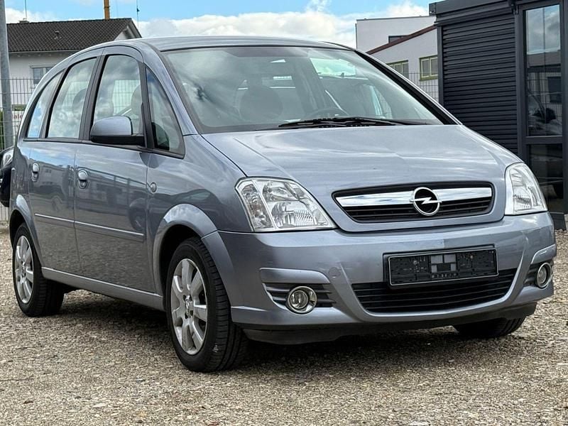 Silber Gebraucht 2006 Opel Meriva Cosmo Van / Kleinbus | 3.490 € (Fairer Preis) - Bild 1/4