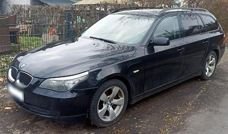 Gebraucht BMW 530 272 PS (200 kW) 2007 Schwarz Kombi