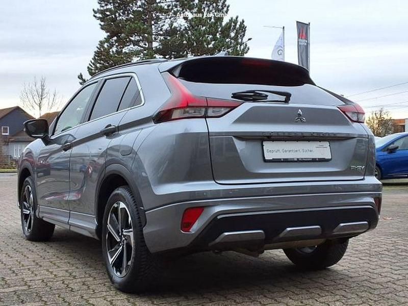 Gebraucht Mitsubishi Eclipse Cross 188 PS (138 kW) 2022 Platinumgrau (metallic) SUV