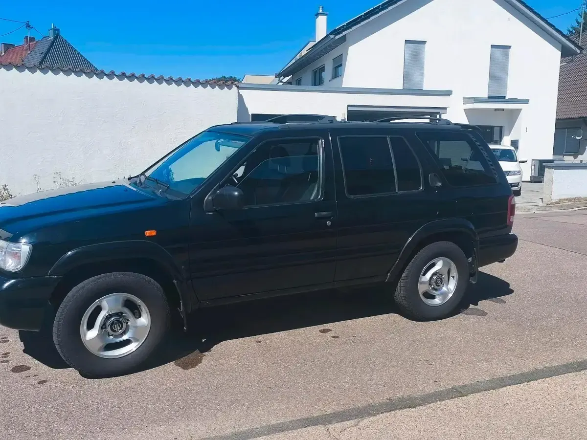 Gebraucht Nissan Pathfinder 220 PS (161 kW) 2001 Schwarz SUV