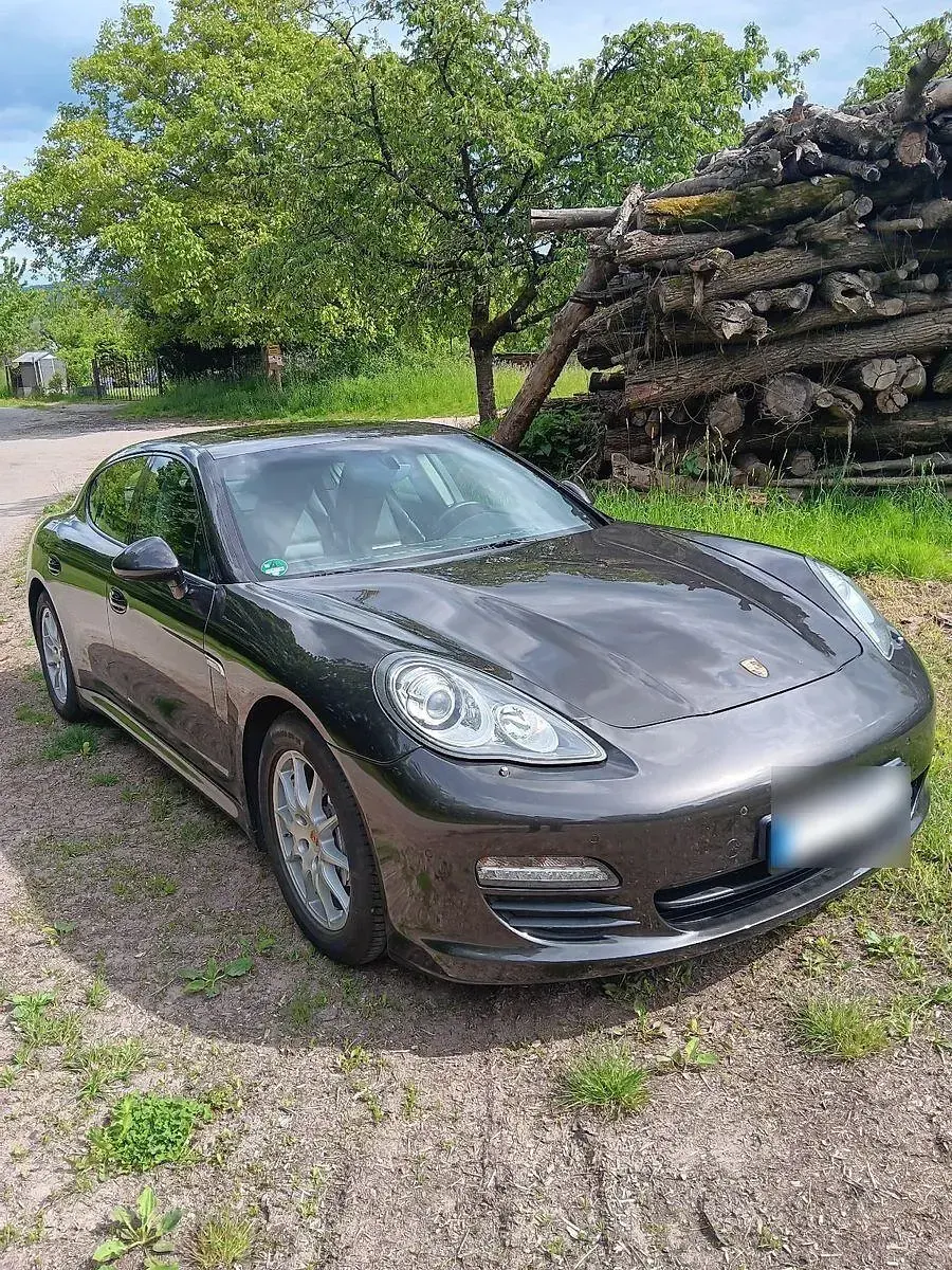 Gebraucht Porsche Panamera 4 300 PS (220 kW) 2012 Grau Kleinwagen