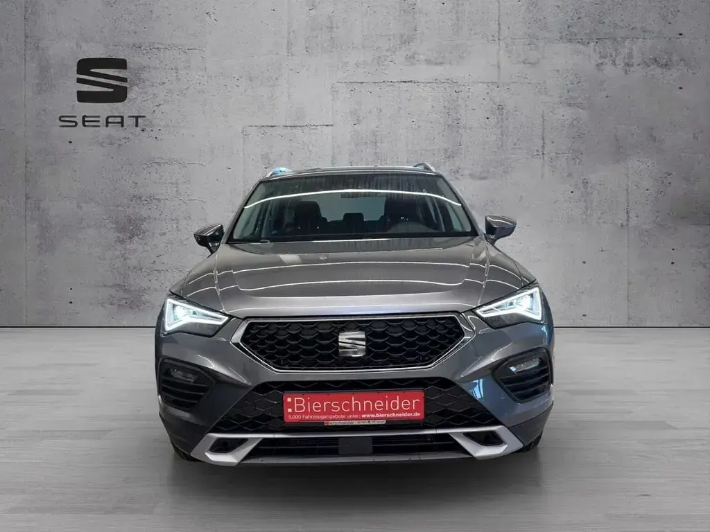 Neu Seat Ateca 150 PS (110 kW) 2026 Grau SUV
