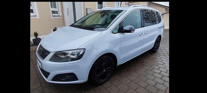 Gebraucht Seat Alhambra 150 PS (110 kW) 2020 Weiß Van / Kleinbus