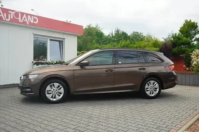 Gebraucht Skoda Octavia Ambition 150 PS (110 kW) 2020 Andere Kombi