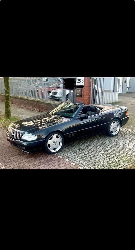 Schwarz Gebraucht 1990 Mercedes SL300 Cabrio | 15.990 € - Bild 1/4