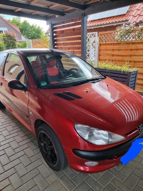 Rot Gebraucht 2001 Peugeot 206 Kleinwagen | 1.050 € (Fairer Preis) - Bild 1/4