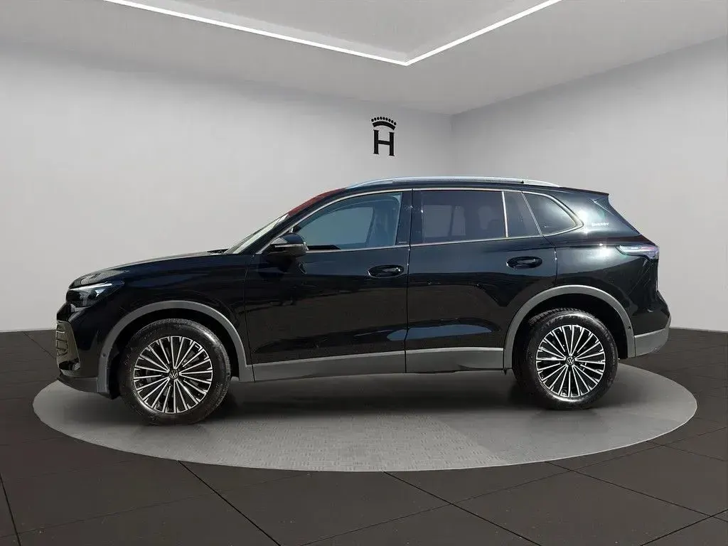 Gebraucht VW Tiguan 204 PS (150 kW) 2025 Schwarz SUV