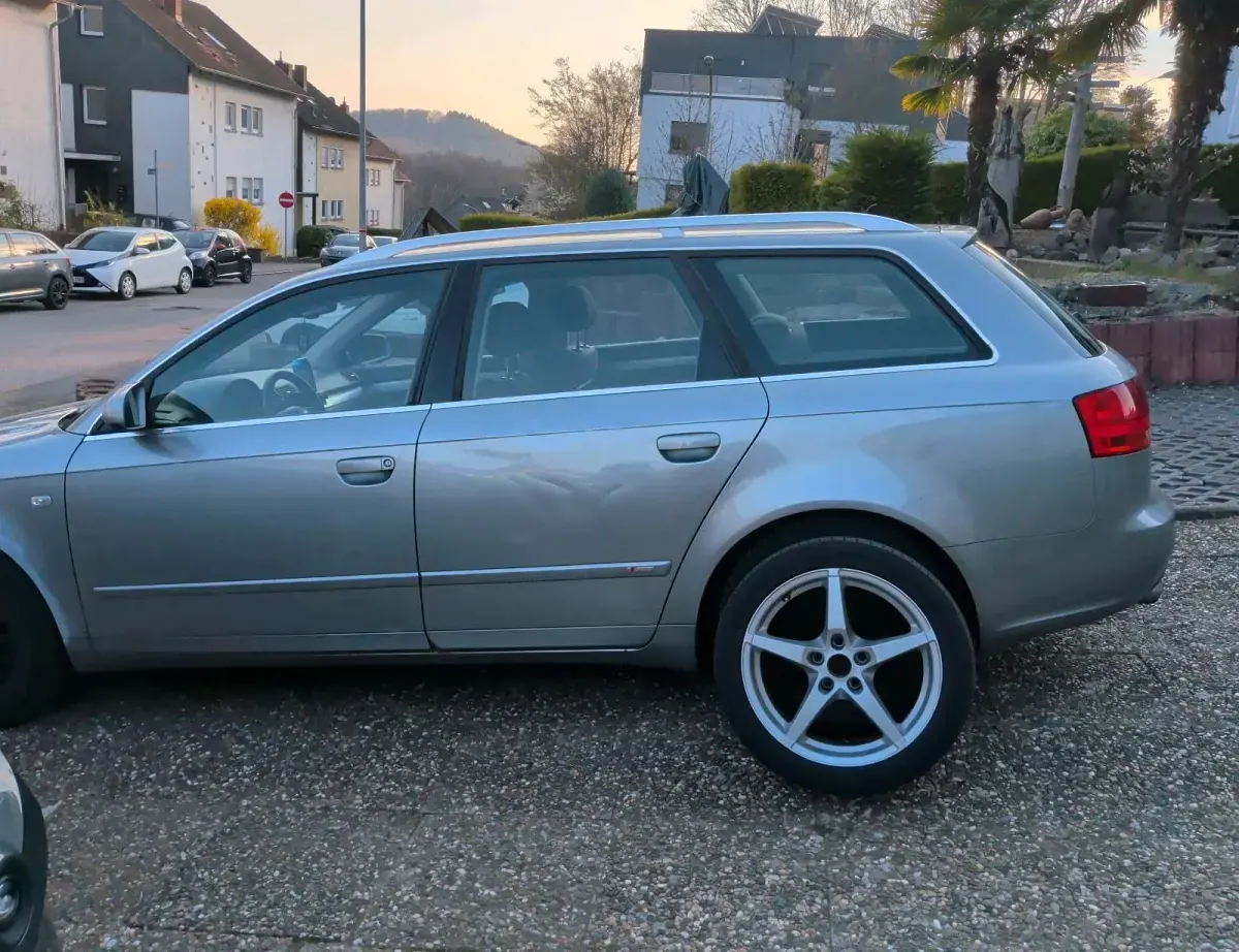 Gebraucht Audi A4 170 PS (125 kW) 2007 Grau Kombi