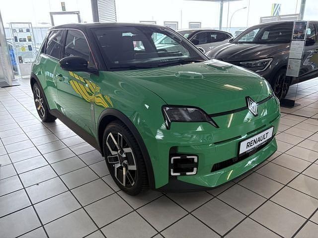 Gebraucht Renault 5 E-Tech Urban 89 kW (122 PS) 2025 Grün Kleinwagen