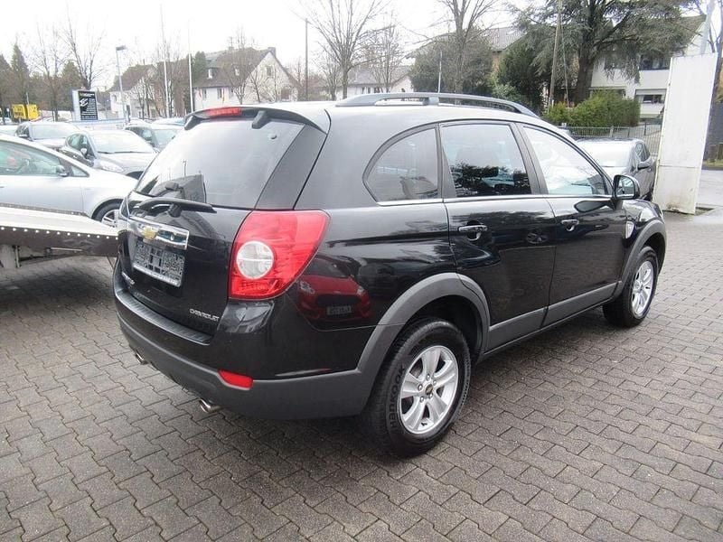 Gebraucht Chevrolet Captiva LS 136 PS (100 kW) 2011 SUV