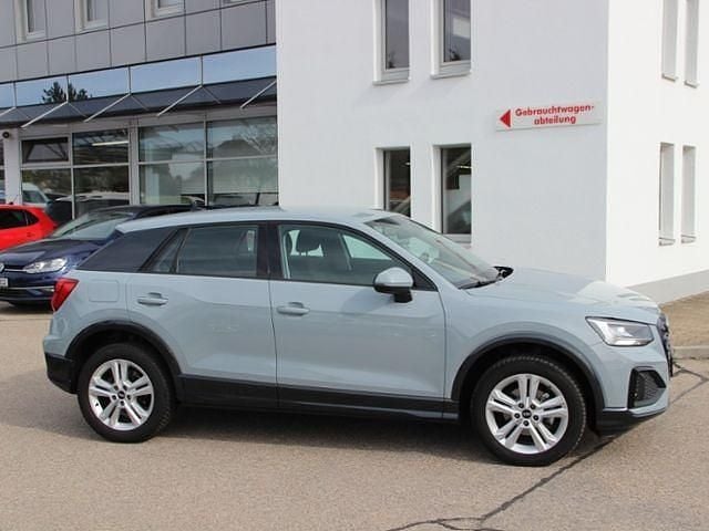 Gebraucht Audi Q2 Advanced 150 PS (110 kW) 2021 Pfeilgrau perleffekt SUV
