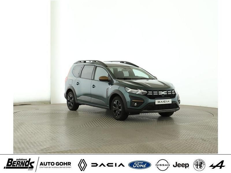 Gebraucht Dacia Jogger Extreme 110 PS (80 kW) 2024 Grün Van / Kleinbus