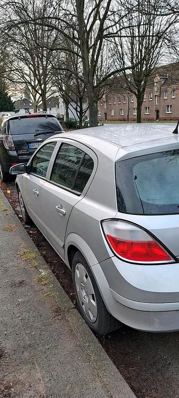 Gebraucht Opel Astra 105 PS (77 kW) 2005 Grau Kleinwagen