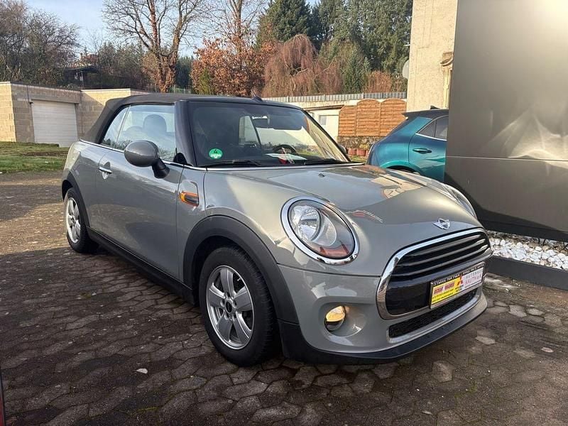 Grau Gebraucht 2017 Mini Cooper Kleinwagen | 15.990 € (Guter Preis) - Bild 1/4