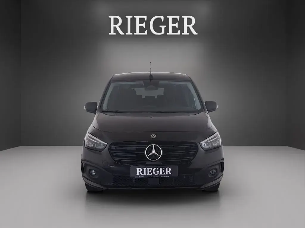 Gebraucht Mercedes Citan 113 Progressive 131 PS (96 kW) 2024 Schwarz Van / Kleinbus