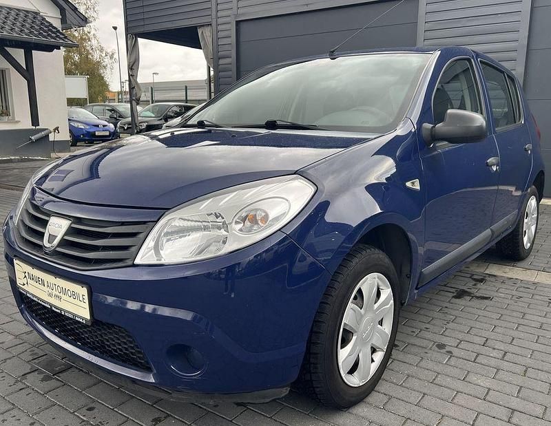 Gebraucht Dacia Sandero Ambiance 75 PS (55 kW) 2009 Dacia blau marine Kleinwagen