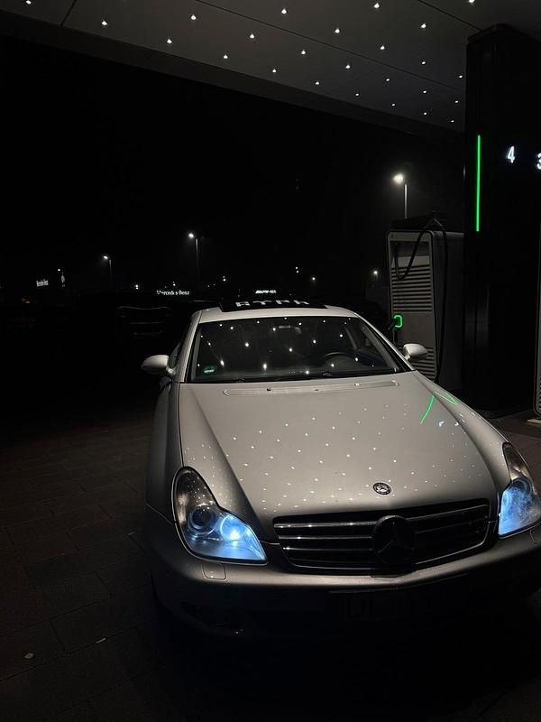 Gebraucht Mercedes CLS320 224 PS (164 kW) 2008 Silber Limousine