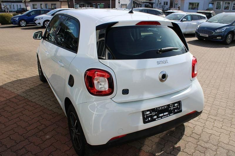 Gebraucht Smart ForFour Electric Drive 60 kW (82 PS) 2021 Weiß Limousine