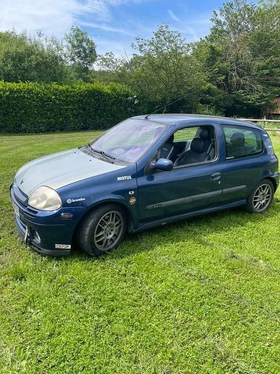 Blau Gebraucht 2001 Renault Clio II R.S. Limousine | 5.000 € (Superpreis) - Bild 1/4
