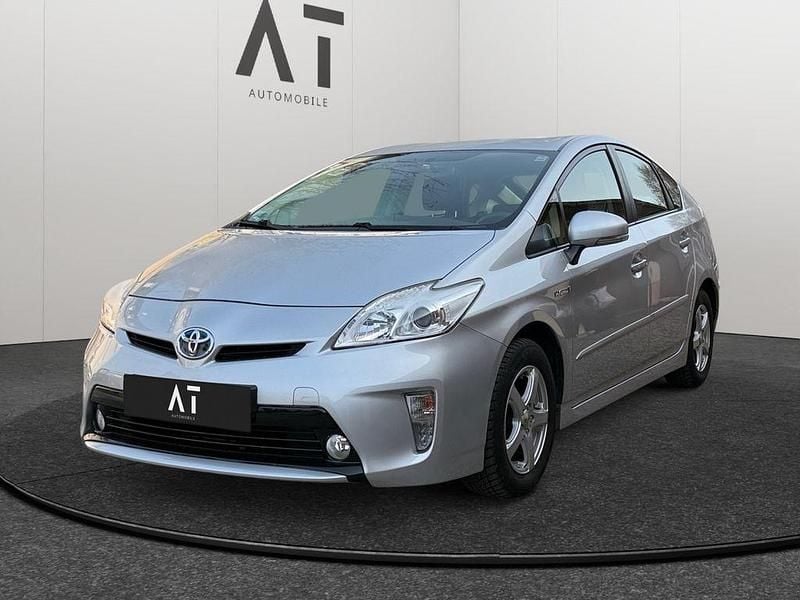Gebraucht Toyota Prius Basis 99 PS (72 kW) 2012 Silber Limousine