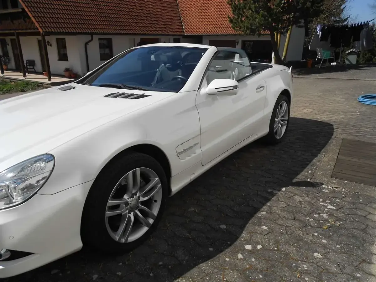 Gebraucht Mercedes SL500 387 PS (284 kW) 2009 Weiß Cabrio