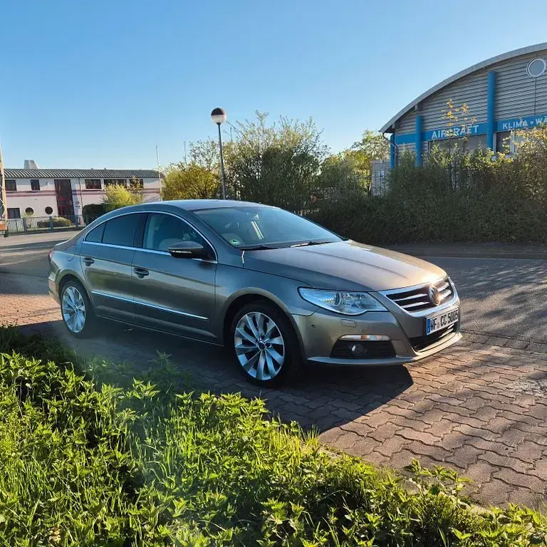 Usado VW CC 200 HP (147 kW) 2008 Sedan