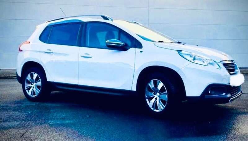 Weiß Gebraucht 2015 Peugeot 2008 Style SUV | 6.200 € (Fairer Preis) - Bild 1/4