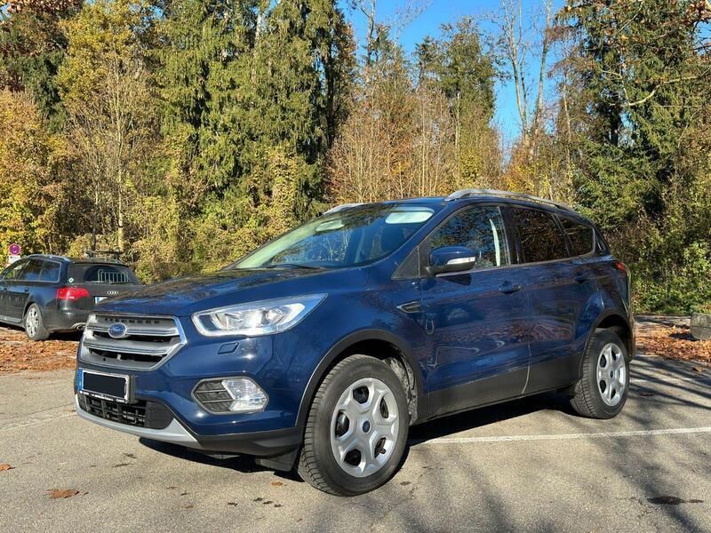 Blau Gebraucht 2018 Ford Kuga SYNC Edition SUV | 13.400 € (Superpreis) - Bild 1/4