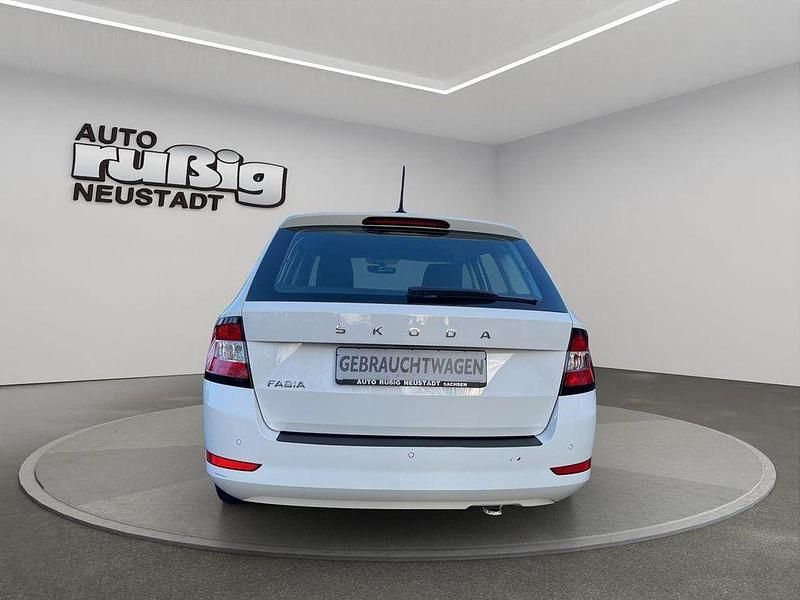 Gebraucht Skoda Fabia Cool Plus 95 PS (69 kW) 2022 Weiß Kombi