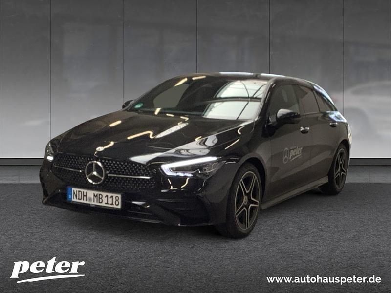 Metalliclack kosmosschwarz Gebraucht 2025 Mercedes CLA200 Shooting Brake AMG Kombi | 36.830 € (Fairer Preis) - Bild 1/4