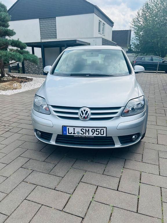 Silber Gebraucht 2007 VW Golf Plus Comfortline Van / Kleinbus | 7.900 € (Teuer) - Bild 1/4