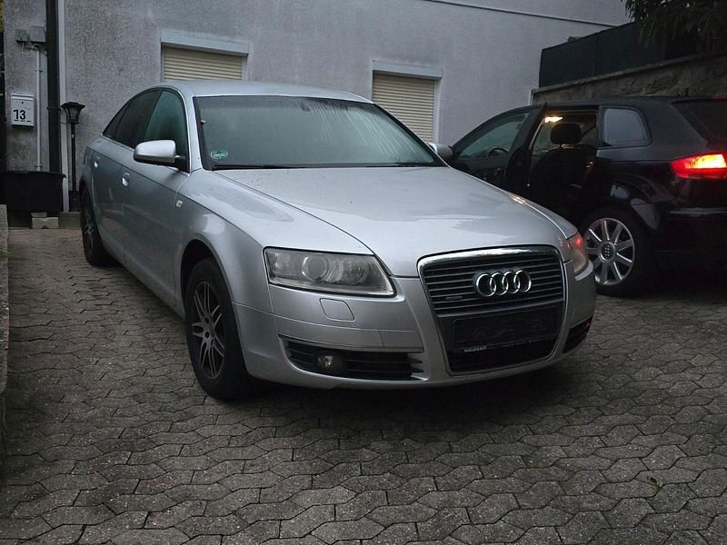Silber Gebraucht 2007 Audi A6 Limousine | 2.300 € (Superpreis) - Bild 1/4