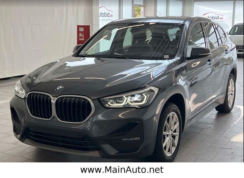 Grau Gebraucht 2020 BMW X1 Advantage SUV | 17.999 € (Fairer Preis) - Bild 1/4