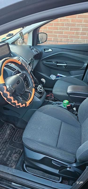 Gebraucht Ford Grand C-Max 115 PS (84 kW) 2012 Schwarz Van / Kleinbus