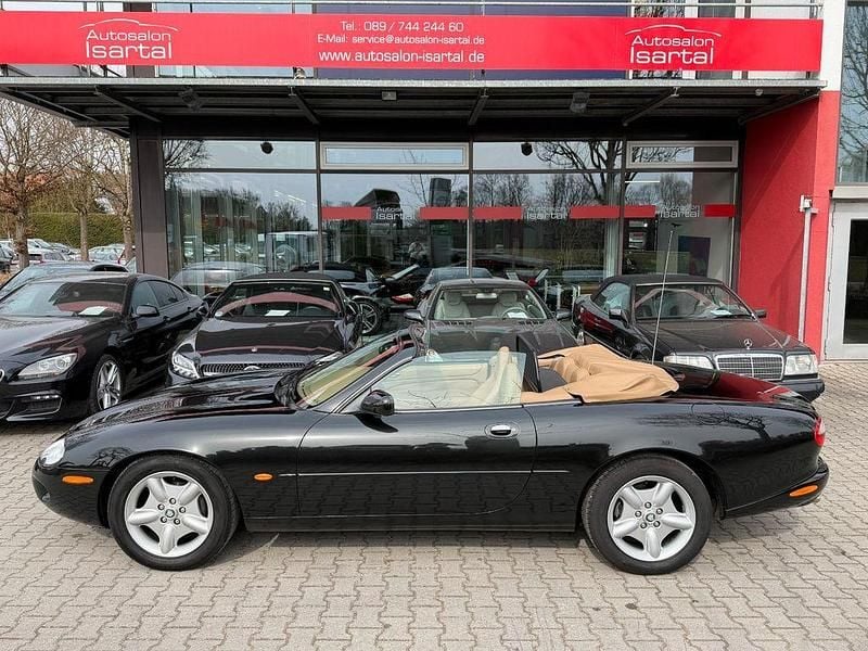 Gebraucht Jaguar XK8 294 PS (216 kW) 1997 Schwarz Cabrio