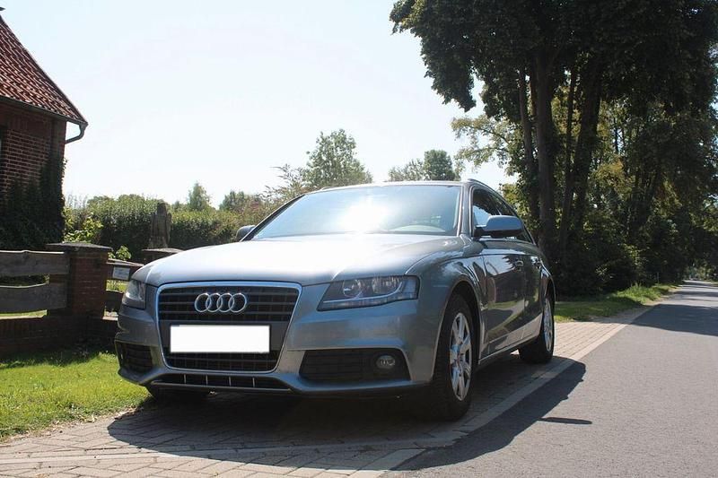 Gebraucht Audi A4 Ambiente 120 PS (88 kW) 2009 Grau Kombi