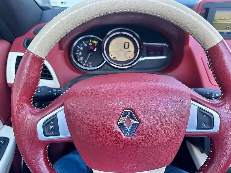 Gebraucht Renault Mégane Cabriolet Floride 131 PS (96 kW) 2012 Beige Cabrio