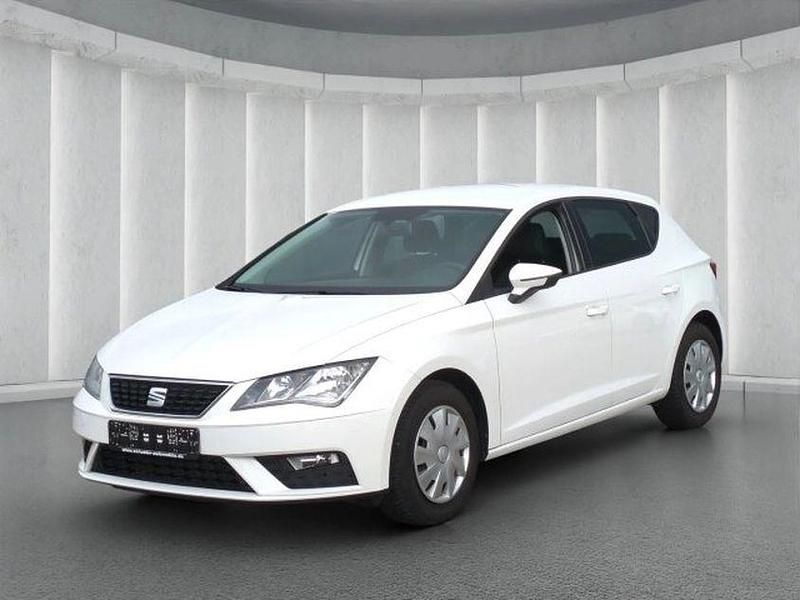 Weiss Gebraucht 2018 Seat Leon Limousine | 11.749 € (Fairer Preis) - Bild 1/3