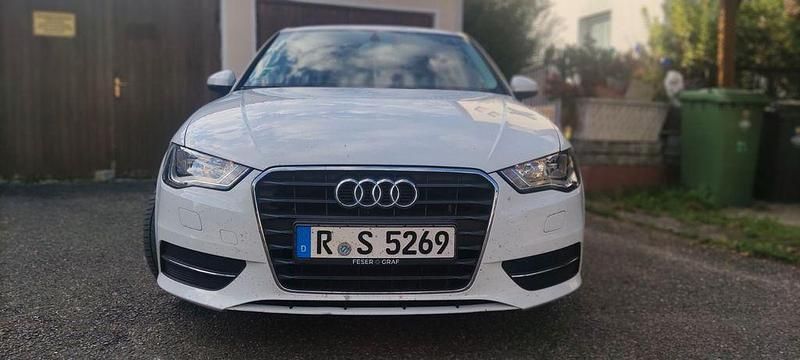 Gebraucht Audi A3 Ambition 110 PS (80 kW) 2014 Weiß Limousine
