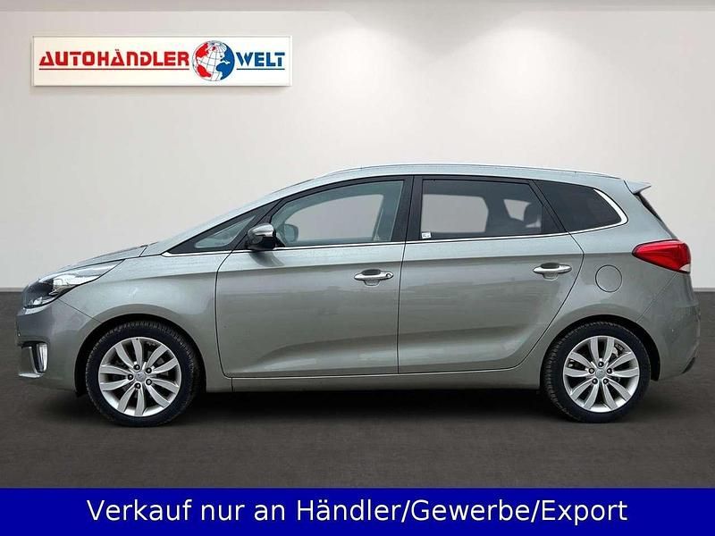 Gebraucht Kia Carens 135 PS (99 kW) 2016 Beige Van / Kleinbus