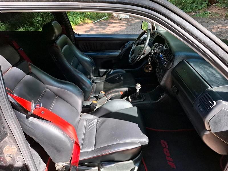 Gebraucht VW Golf R 150 PS (110 kW) 1995 Schwarz Coupé