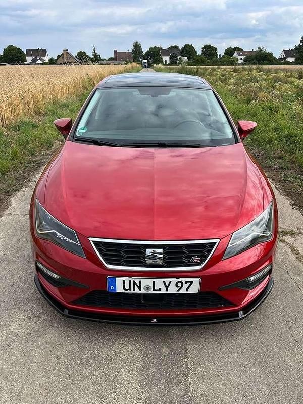 Gebraucht Seat Leon FR 150 PS (110 kW) 2017 Rot Kleinwagen