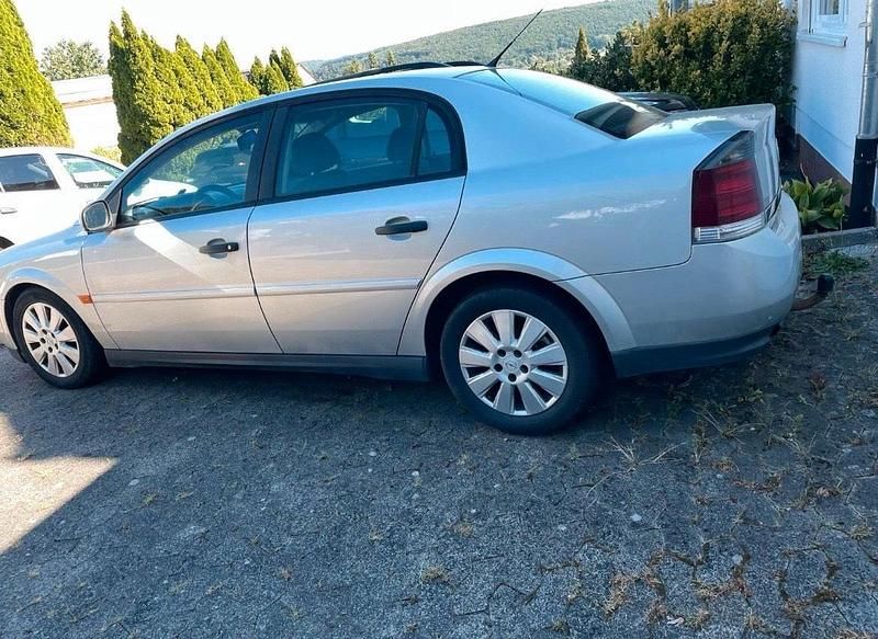 Silber Gebraucht 2002 Opel Vectra Limousine | 850 € (Guter Preis) - Bild 1/4