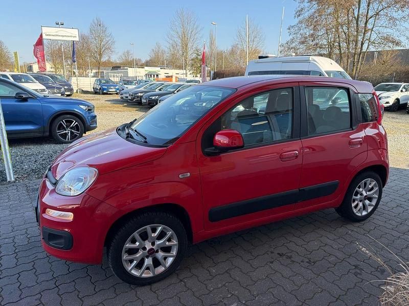Gebraucht Fiat Panda Lounge 86 PS (63 kW) 2017 Rot Kleinwagen