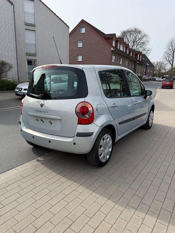 Gebraucht Renault Modus Dynamique 75 PS (55 kW) 2005 Grau Van / Kleinbus